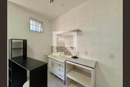Cozinha  de casa para alugar com 0 quarto, 35m² em Santo Amaro, São Paulo