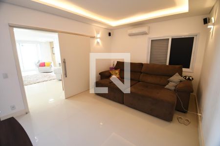 Sala de TV de casa de condomínio à venda com 5 quartos, 620m² em Loteamento Alphaville Campinas, Campinas