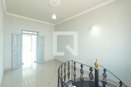 Hall de casa para alugar com 3 quartos, 320m² em Senador Vasconcelos, Rio de Janeiro