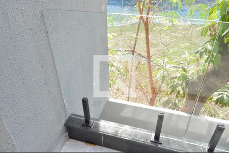 Varanda da Suíte 1 de casa de condomínio para alugar com 2 quartos, 89m² em Taquara, Rio de Janeiro
