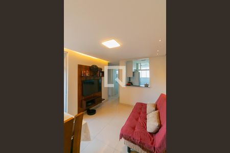 Sala de apartamento à venda com 2 quartos, 60m² em Castelo, Belo Horizonte