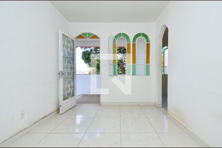 Sala de casa à venda com 2 quartos, 80m² em Santa Cruz, Belo Horizonte