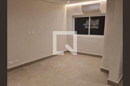 Foto 02 de casa à venda com 3 quartos, 130m² em Mirandópolis, São Paulo