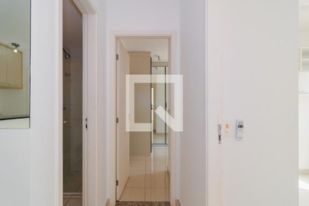 Corredor de apartamento à venda com 2 quartos, 57m² em Parque Reboucas, São Paulo