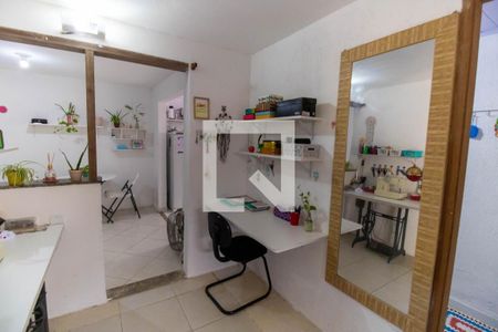 Sala de casa à venda com 2 quartos, 200m² em Piratininga, Niterói