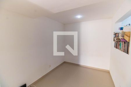 Quarto de casa à venda com 2 quartos, 200m² em Piratininga, Niterói