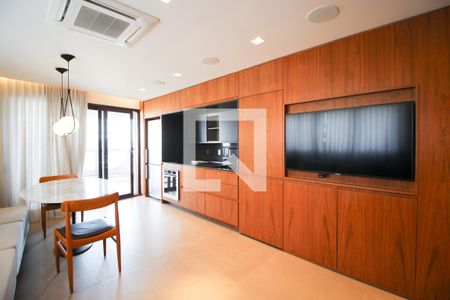 Sala/Cozinha de apartamento para alugar com 1 quarto, 94m² em Itaim Bibi, São Paulo