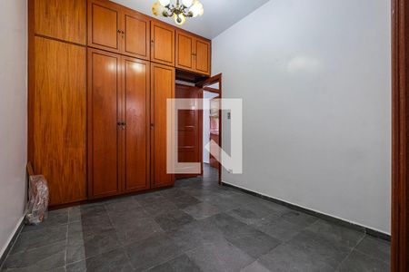 Quarto 1 de casa para alugar com 3 quartos, 80m² em Pinheiros, São Paulo