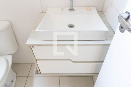Lavabo de casa para alugar com 2 quartos, 80m² em Campo Grande, Rio de Janeiro