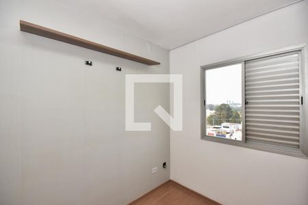 Quarto 1 de apartamento para alugar com 2 quartos, 56m² em Jardim Cláudia, São Paulo