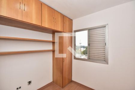 Quarto 2 de apartamento para alugar com 2 quartos, 56m² em Jardim Cláudia, São Paulo