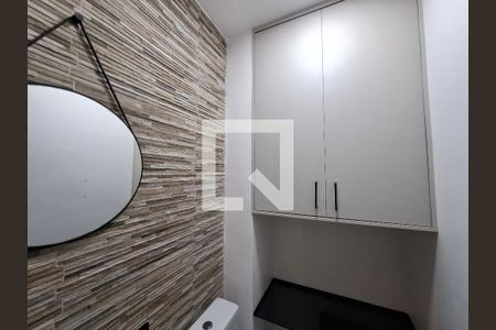 Lavabo de apartamento para alugar com 1 quarto, 73m² em Botafogo, Rio de Janeiro