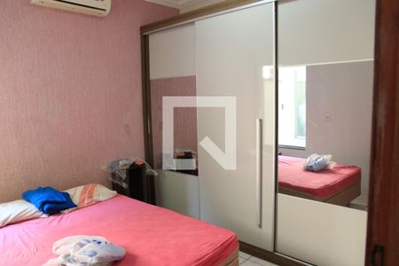 Quarto 2 de casa para alugar com 3 quartos, 225m² em Vila Jardim Pompéia, Goiânia