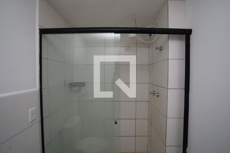 Banheiro de apartamento para alugar com 2 quartos, 50m² em Morro Santana, Porto Alegre