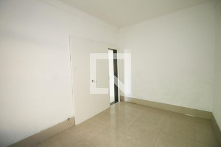 Quarto de casa à venda com 1 quarto, 150m² em Irajá, Rio de Janeiro