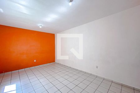 Sala de casa para alugar com 4 quartos, 190m² em Vila Invernada, São Paulo