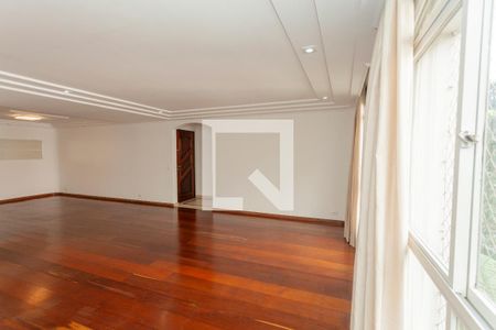 Sala de apartamento para alugar com 3 quartos, 167m² em Vila Sofia, São Paulo