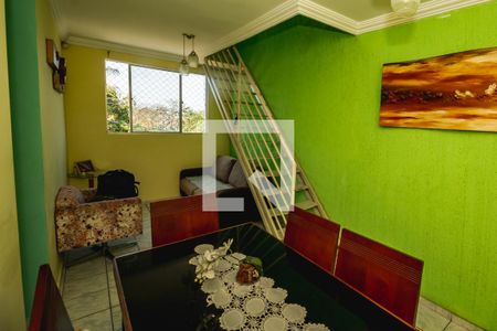 Sala de apartamento à venda com 4 quartos, 120m² em Jaqueline, Belo Horizonte