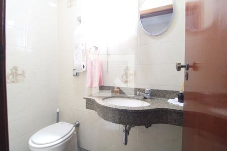 Lavabo de casa à venda com 4 quartos, 327m² em Interlagos, São Paulo