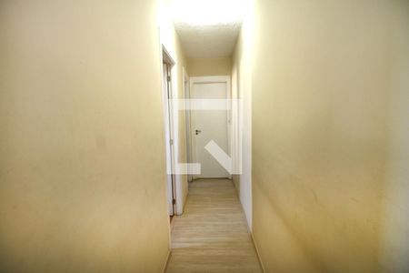 Corredor de apartamento à venda com 2 quartos, 50m² em Irajá, Rio de Janeiro