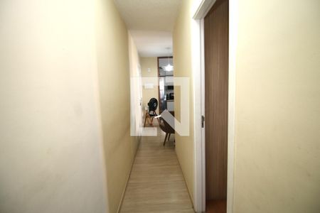 Corredor de apartamento à venda com 2 quartos, 50m² em Irajá, Rio de Janeiro