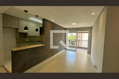 Sala de apartamento à venda com 2 quartos, 68m² em Empresarial 18 do Forte, Barueri