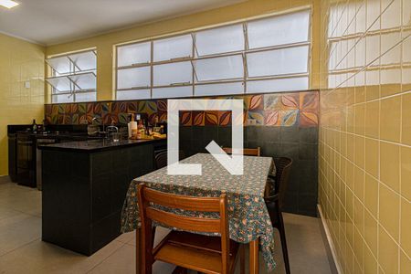 Cozinha de apartamento para alugar com 4 quartos, 160m² em Aclimação, São Paulo