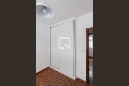 Quarto 1 de apartamento à venda com 3 quartos, 64m² em Santa Amélia, Belo Horizonte