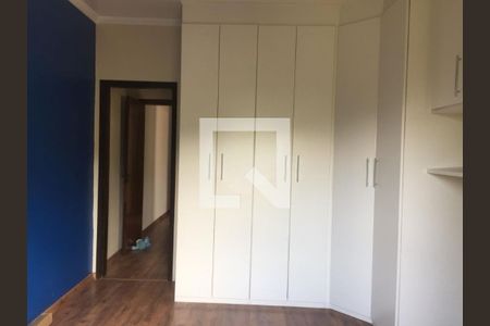Casa à venda com 4 quartos, 300m² em Parque Monte Alegre, Taboão da Serra