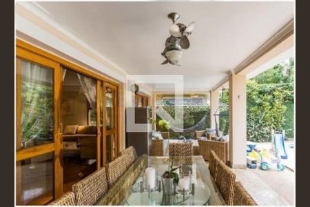 Casa à venda com 5 quartos, 630m² em Santo Amaro, São Paulo