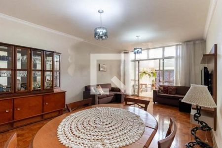 Casa à venda com 4 quartos, 200m² em Campo Belo, São Paulo