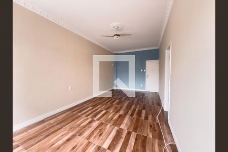 Sala de apartamento para alugar com 2 quartos, 50m² em Penha Circular, Rio de Janeiro