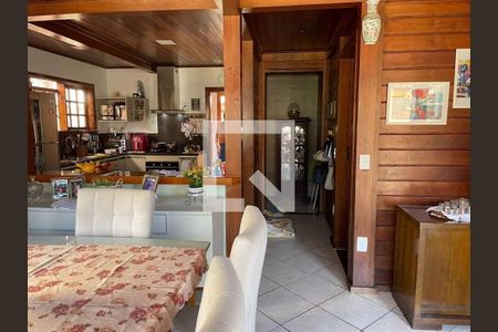 Casa à venda com 3 quartos, 200m² em Jacarepaguá, Rio de Janeiro
