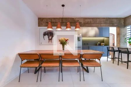 Apartamento à venda com 3 quartos, 260m² em Alto de Pinheiros, São Paulo