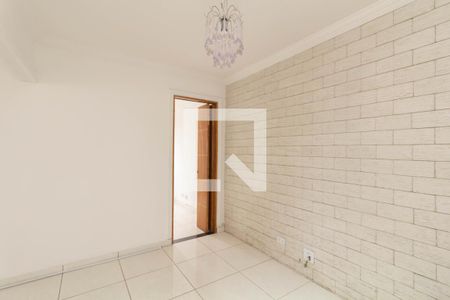 Sala de apartamento à venda com 2 quartos, 56m² em Conjunto Residencial José Bonifácio, São Paulo
