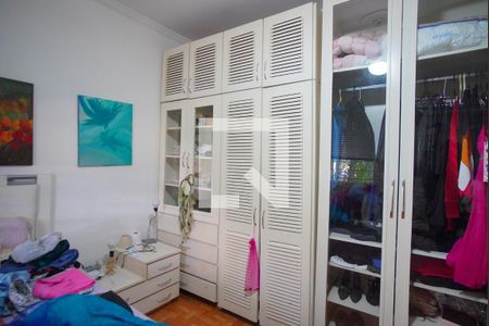 Quarto 1 de apartamento para alugar com 4 quartos, 230m² em Rio Branco, Porto Alegre