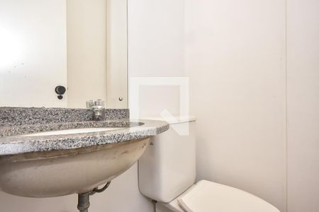 Lavabo de apartamento para alugar com 1 quarto, 81m² em Vila Suzana, São Paulo