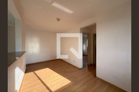 Sala de apartamento para alugar com 2 quartos, 50m² em Parque São Vicente, Santo André