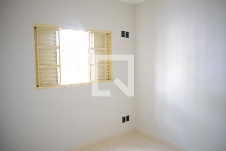 Quarto 2 de apartamento para alugar com 2 quartos, 78m² em Campos Elísios, Ribeirão Preto
