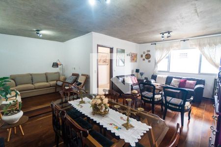 Sala de casa à venda com 5 quartos, 265m² em Planalto Paulista, São Paulo