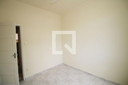Quarto 2 de apartamento para alugar com 2 quartos, 56m² em Vila Kosmos, Rio de Janeiro