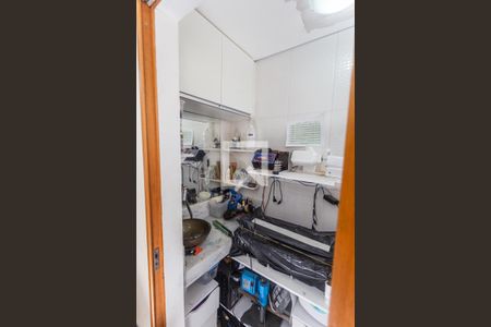 Lavabo  de apartamento à venda com 2 quartos, 55m² em Ipiranga, Belo Horizonte