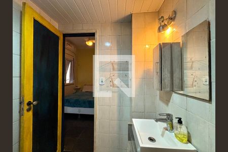 Banheiro da Suíte de apartamento à venda com 1 quarto, 38m² em Copacabana, Rio de Janeiro