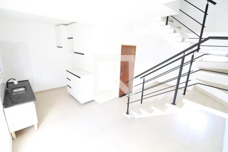 Sala 1 de casa de condomínio para alugar com 2 quartos, 84m² em Chácaras São José, São José dos Campos