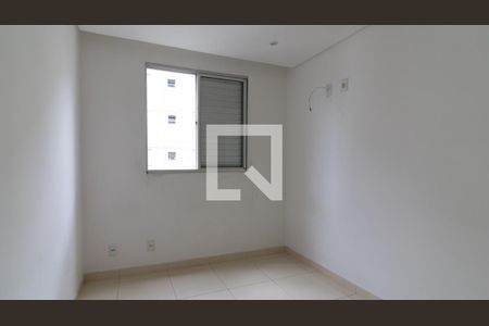 Quarto 1 de apartamento para alugar com 2 quartos, 44m² em Jardim Santa Teresinha, São Paulo