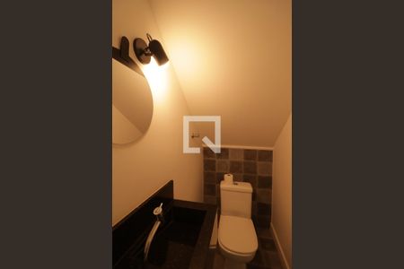 Lavabo de casa de condomínio para alugar com 3 quartos, 157m² em Jardim das Carpas, Jundiaí