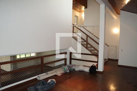 Casa de Condomínio para alugar com 4 quartos, 290m² em Granja Viana Ii, Cotia