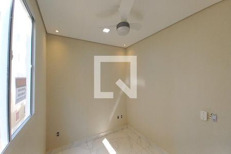 Quarto 1 de apartamento para alugar com 2 quartos, 39m² em Jardim Rossin, Campinas