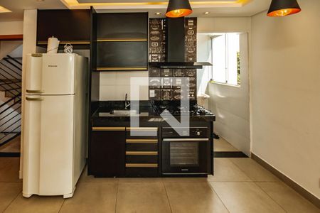 Sala/Cozinha de apartamento para alugar com 2 quartos, 70m² em Mantiqueira, Belo Horizonte