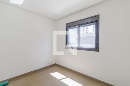 Quarto de apartamento à venda com 2 quartos, 84m² em Pinheiros, São Paulo